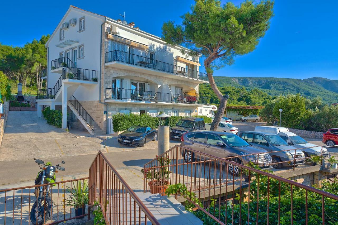 Apartment Nela Kalina Jelsa (Hvar) Exterior foto